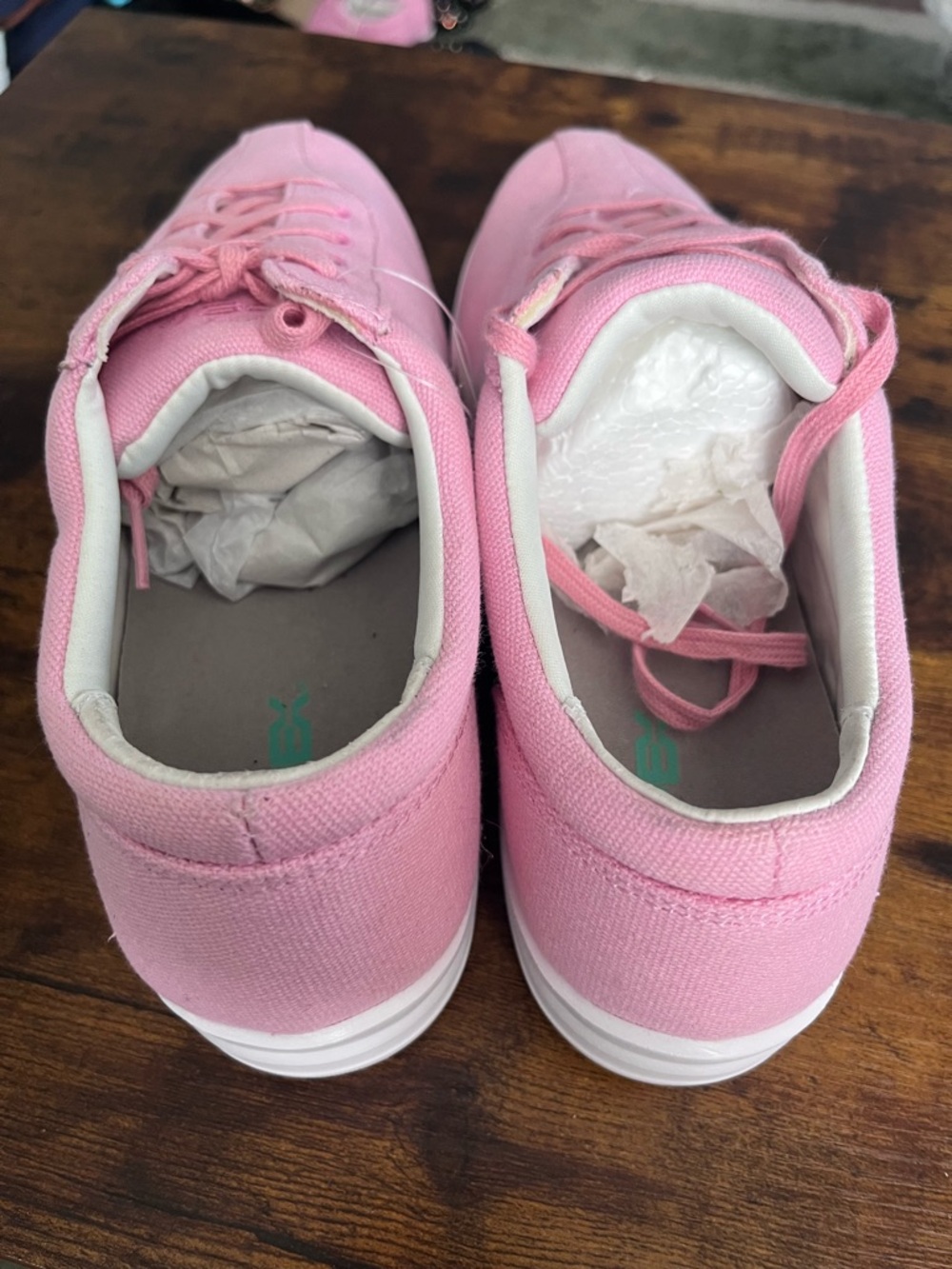 Apex Pink Canvas Women's Slip-Resistant Sneakers - Picture 4 of 6